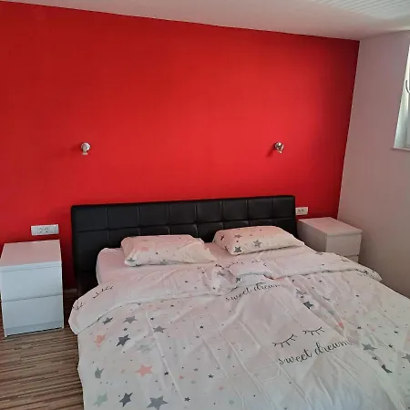 Apartma Jaka Lejlighed *